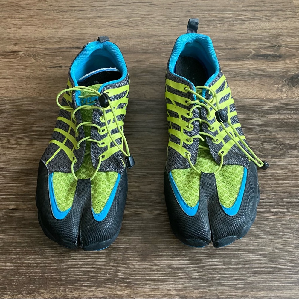 Zem - No-tie Toe Shoes - Sz 10